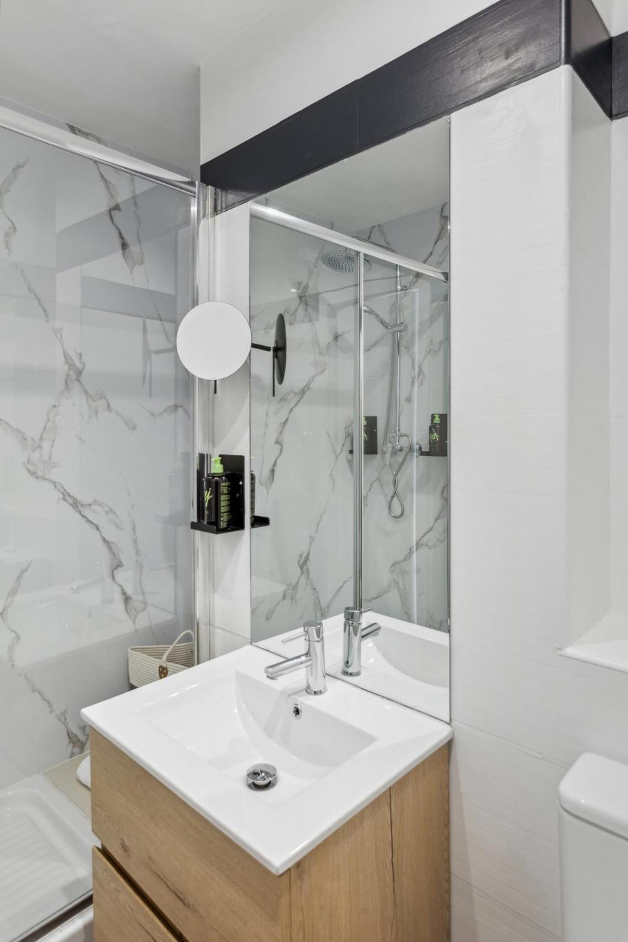 Limehome Madrid Calle De La Paloma Zewnętrze zdjęcie