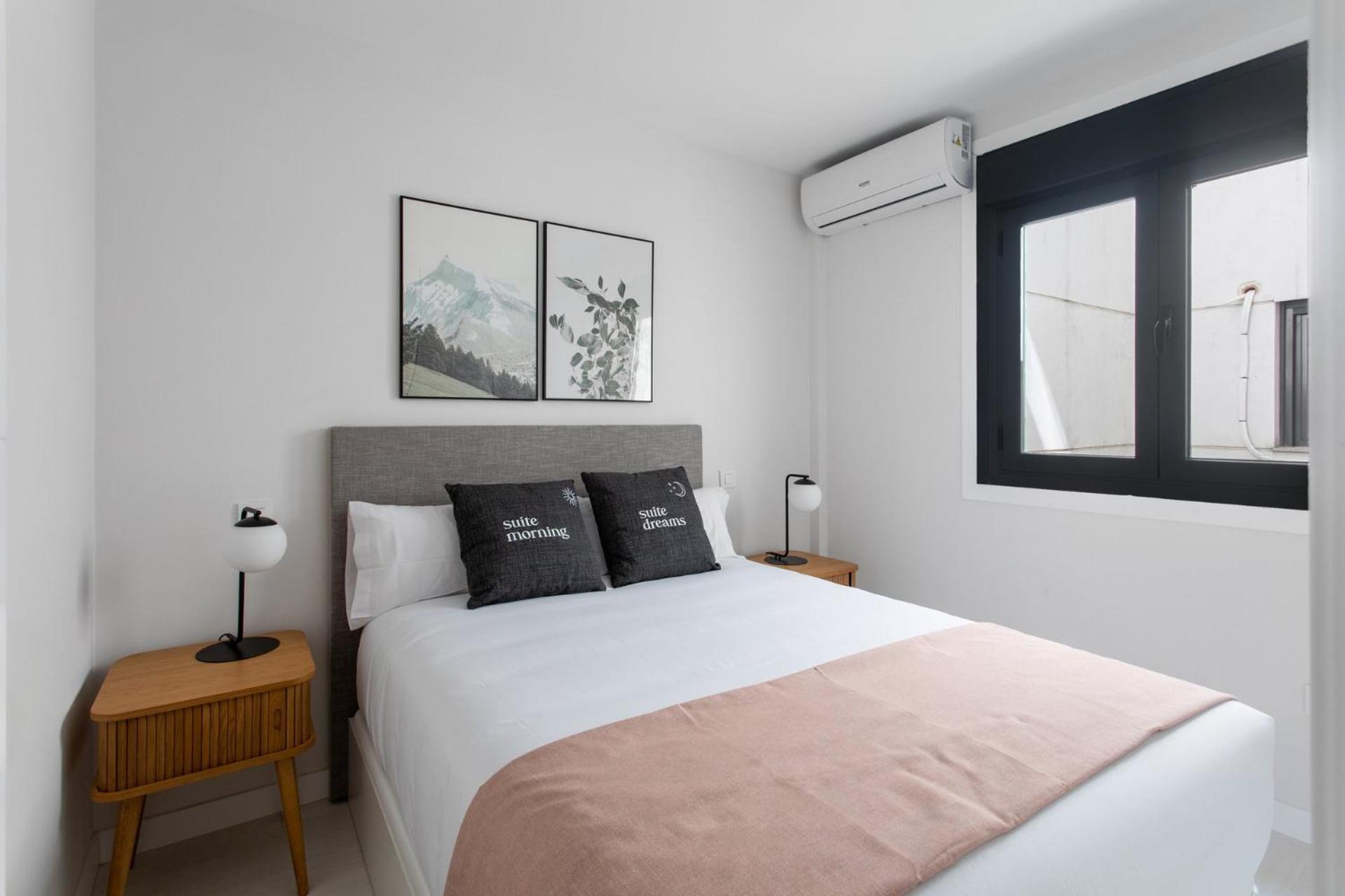 Limehome Madrid Calle De La Paloma Zewnętrze zdjęcie
