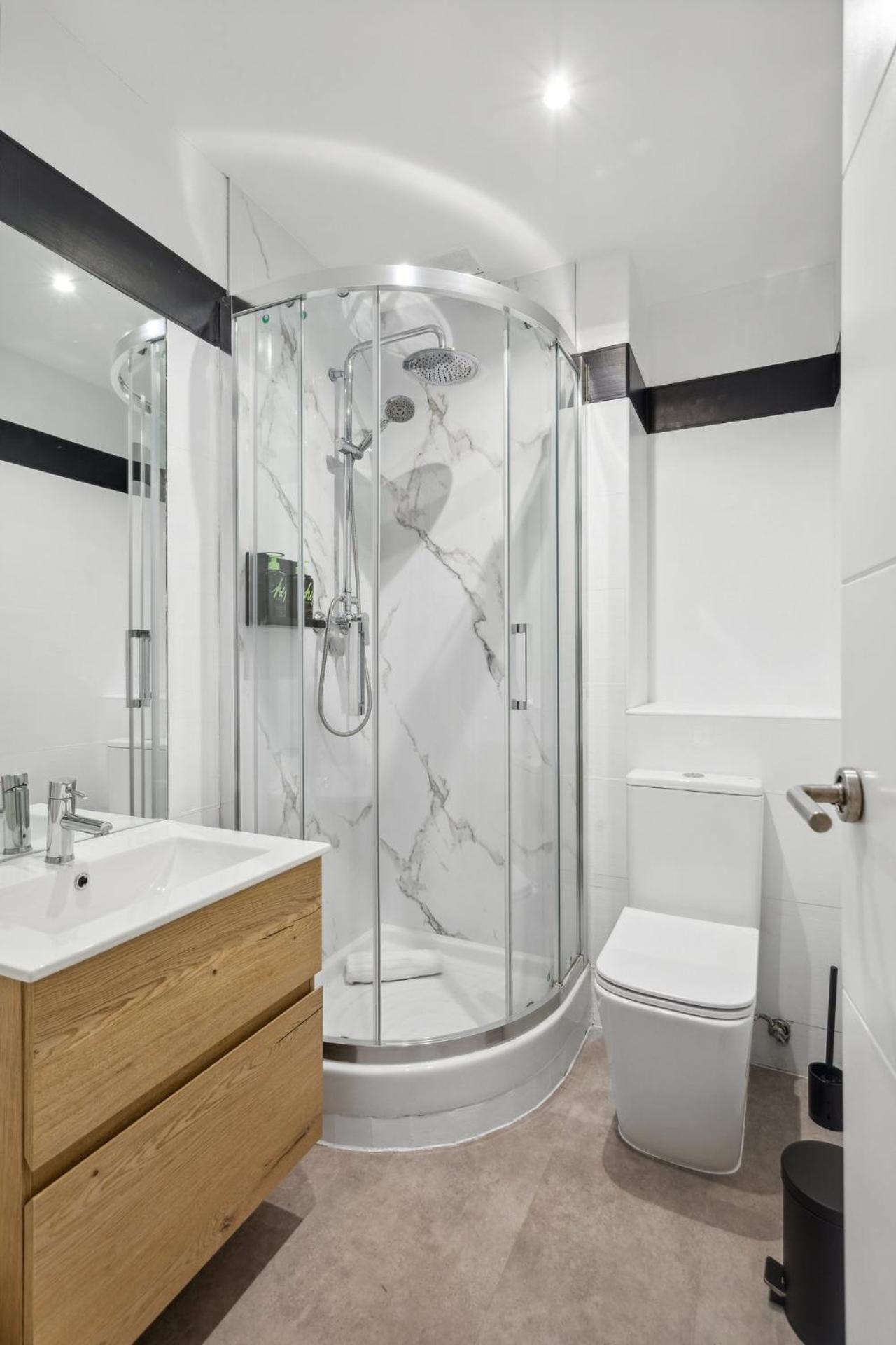 Limehome Madrid Calle De La Paloma Zewnętrze zdjęcie