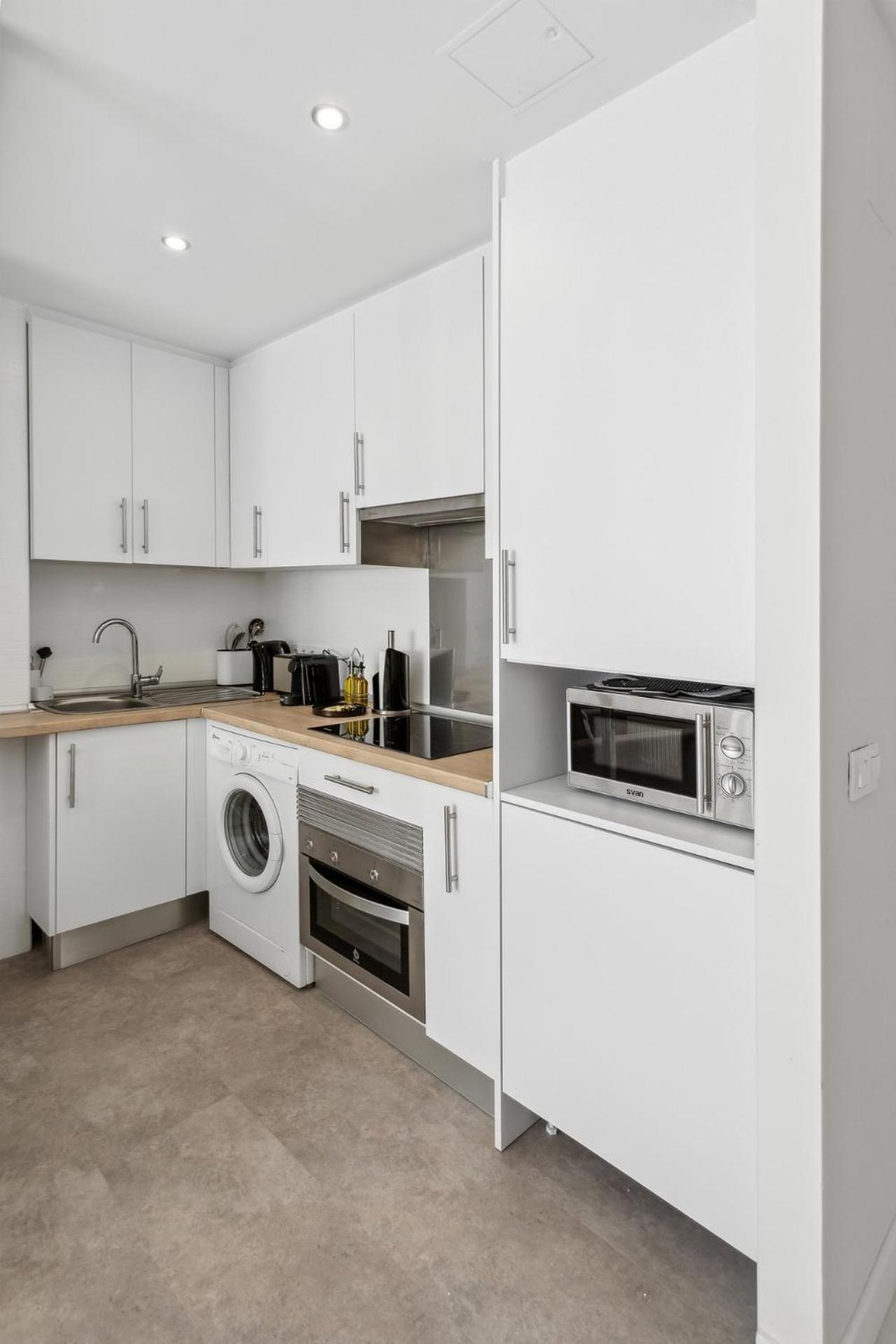 Limehome Madrid Calle De La Paloma Zewnętrze zdjęcie