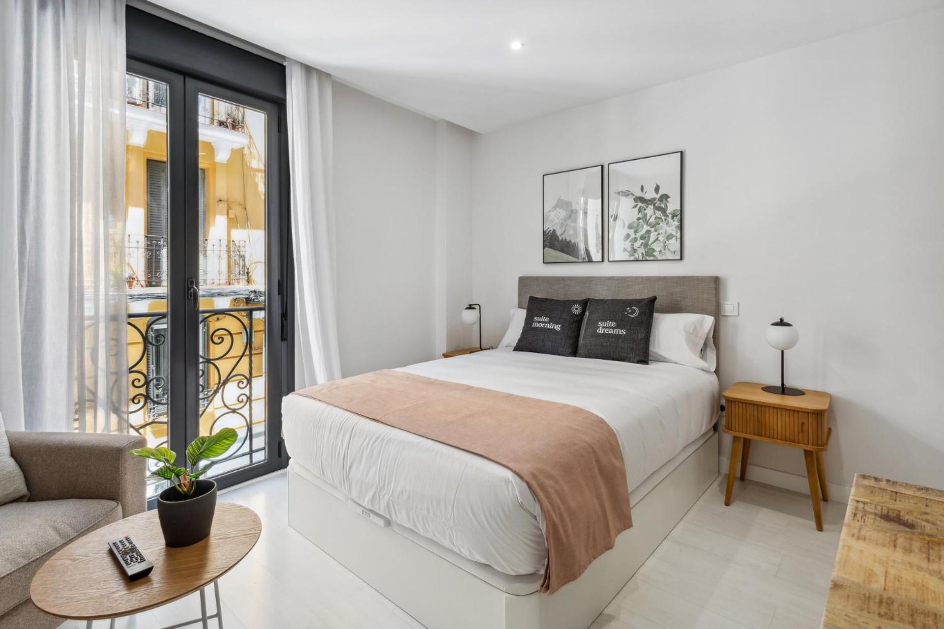 Limehome Madrid Calle De La Paloma Zewnętrze zdjęcie