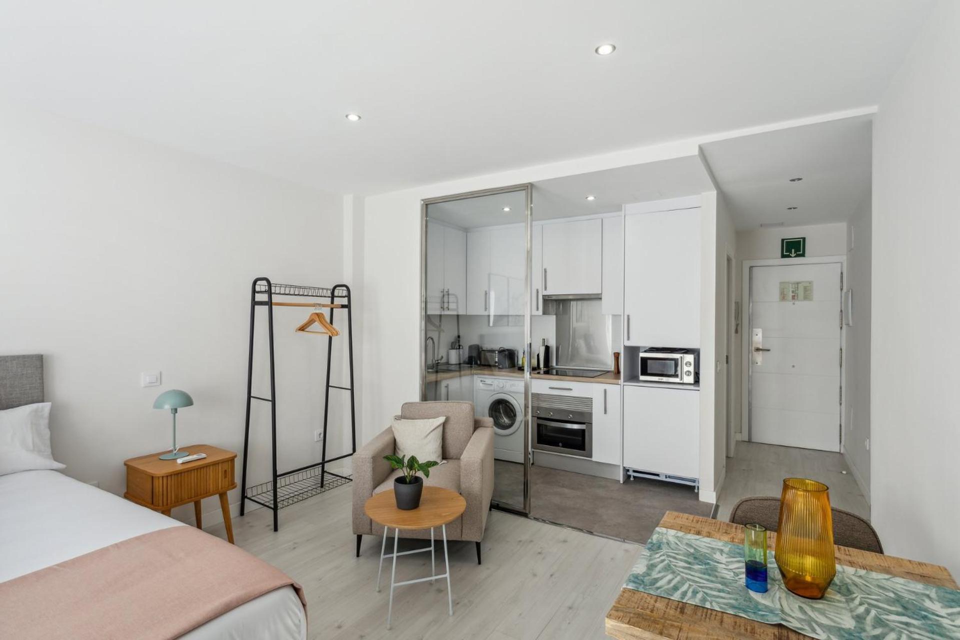 Limehome Madrid Calle De La Paloma Zewnętrze zdjęcie