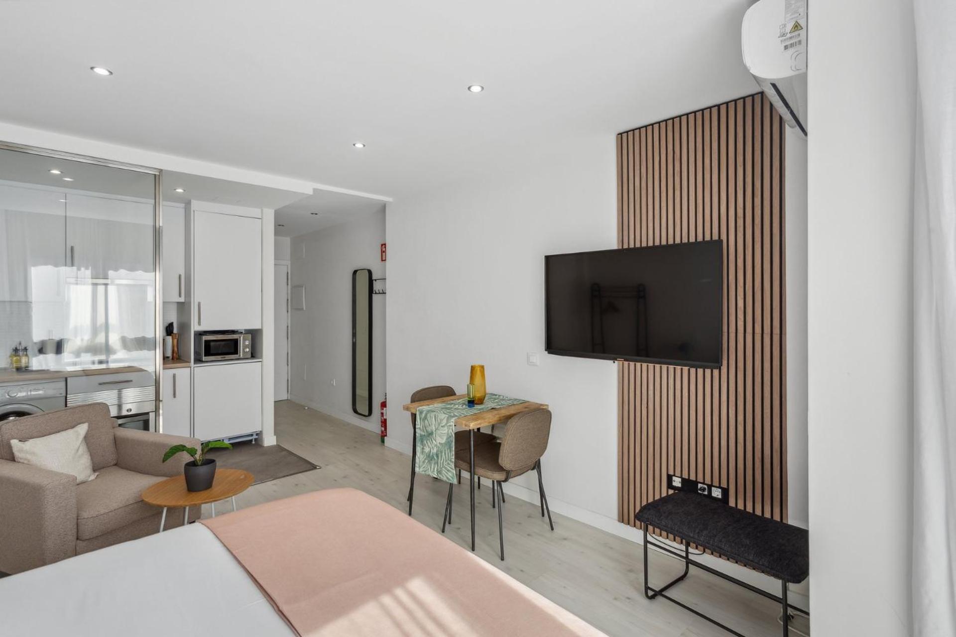 Limehome Madrid Calle De La Paloma Zewnętrze zdjęcie